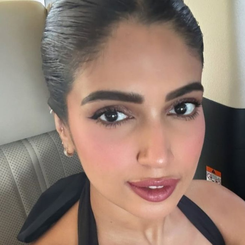 Bigg Boss 18: Bhumi Pednekar roots for Badhaai Do co-actor Chum Darang, drops red heart... Bigg Boss 18: Bhumi Pednekar roots for Badhaai Do co-actor Chum Darang, drops red heart...