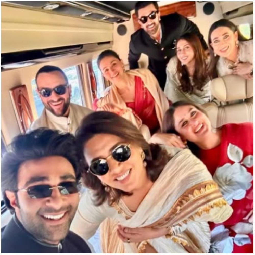 Kareena Kapoor’s expression is us all when our family is doing the most touristy thing ... Kareena Kapoor’s expression is us all when our family is doing the most touristy thing ...