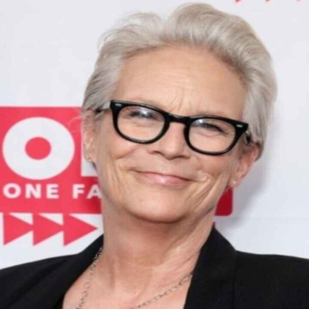 Jamie Lee Curtis Gets Hoda Kotb Emotional On Today Show; Says ‘I Just Can’t Believe...’ Jamie Lee Curtis Gets Hoda Kotb Emotional On Today Show; Says ‘I Just Can’t Believe...’