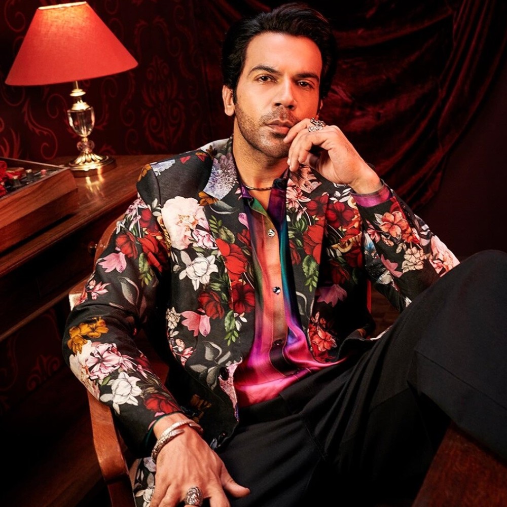 EXCLUSIVE: Rajkummar Rao signs 2 film deal with Netflix; Vivek Das and Aditya Nimbalkar... EXCLUSIVE: Rajkummar Rao signs 2 film deal with Netflix; Vivek Das and Aditya Nimbalkar...