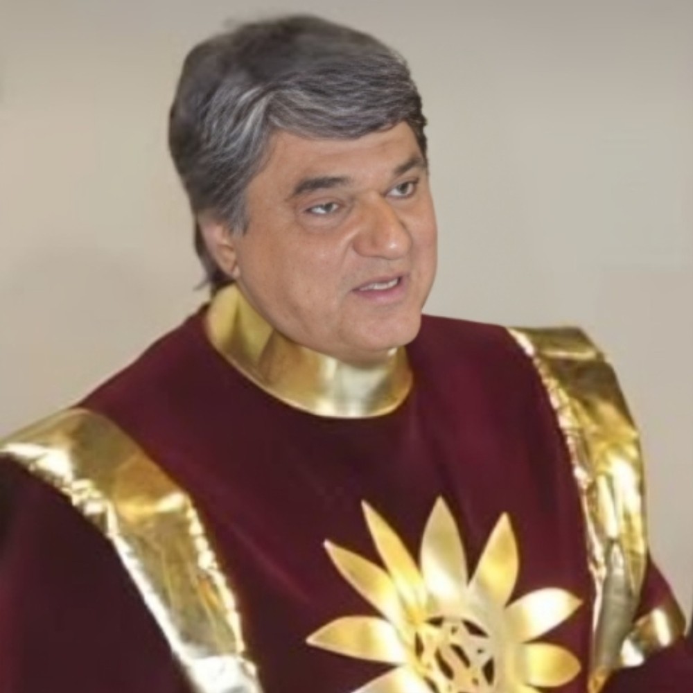 Mukesh Khanna reveals he rejected YRF's offer to buy Shaktimaan's rights when Ranveer S... Mukesh Khanna reveals he rejected YRF's offer to buy Shaktimaan's rights when Ranveer S...