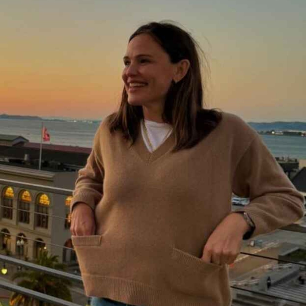 Jennifer Garner Reveals Special Preparations for the Holiday Season: How She Plans to C... Jennifer Garner Reveals Special Preparations for the Holiday Season: How She Plans to C...