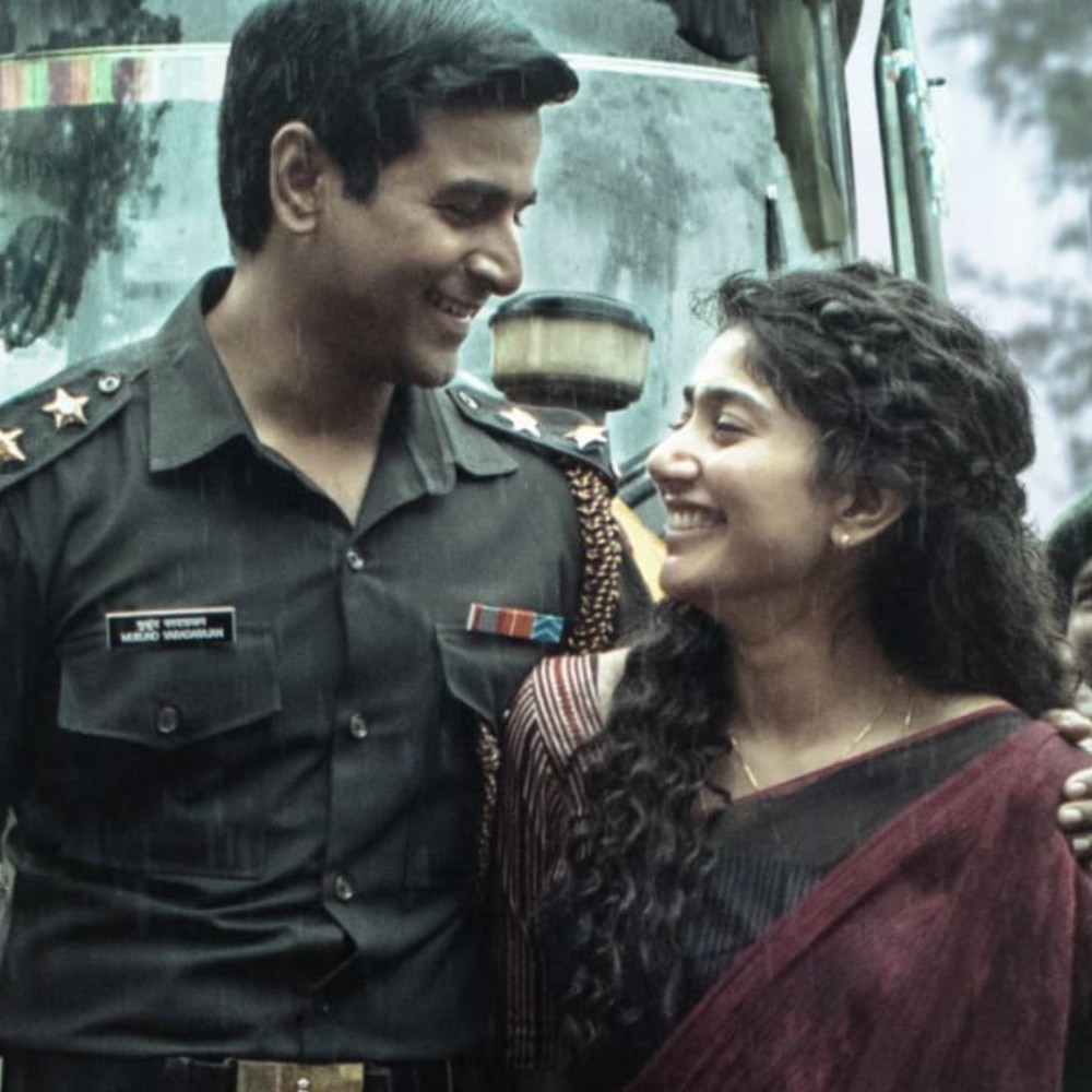 Amaran Box Office: Siva Karthikeyan blockbuster sells one crore tickets in Tamil Nadu, ... Amaran Box Office: Siva Karthikeyan blockbuster sells one crore tickets in Tamil Nadu, ...