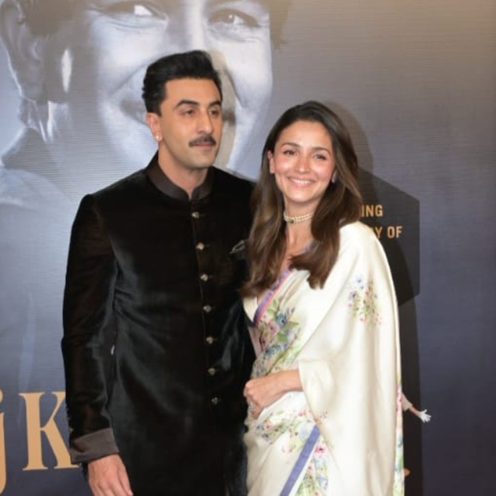 Ranbir Kapoor-Alia Bhatt exude sophisticated charm as they arrive hand-in-hand at Raj K... Ranbir Kapoor-Alia Bhatt exude sophisticated charm as they arrive hand-in-hand at Raj K...