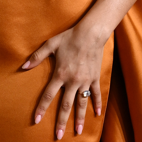 Zendaya's engagement ring (PC: Getty Images) 