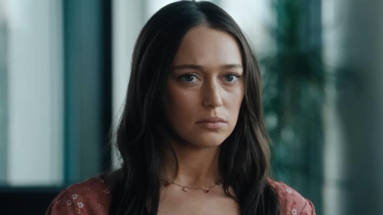 Alycia Debnam Carey in Apple Cider Vinegar (CC: YouTube) Alycia Debnam Carey in Apple Cider Vinegar (CC: YouTube)