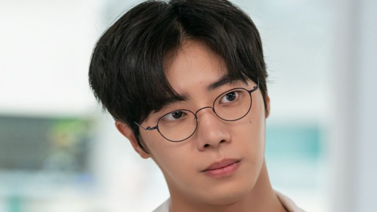 1430732501 choo young woo