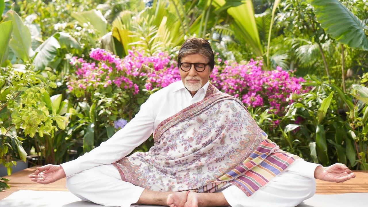What Keeps Amitabh Bachchan Fit at 82? Diet, Workout, And Fitness Mantra Revealed
