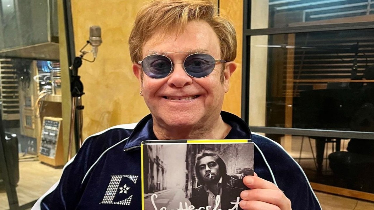 Elton John Health Update: How Vision Loss is Affecting His Everyday Activities; REPORT
