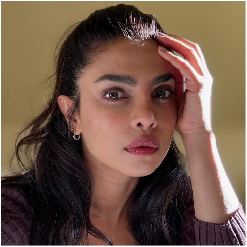 Bollywood Newswrap, March 7: Priyanka Chopra sells 4 Mumbai apartments worth Rs 16.17 crore to legal complaint against Yo Yo Honey Singh Bollywood Newswrap, March 7: Priyanka Chopra sells 4 Mumbai apartments worth Rs 16.17 crore to legal complaint against Yo Yo Honey Singh