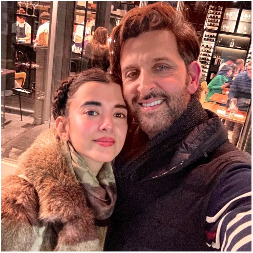 Hrithik Roshan is mesmerized by girlfriend Saba Azad’s beauty and his reaction to her latest PICS is proof