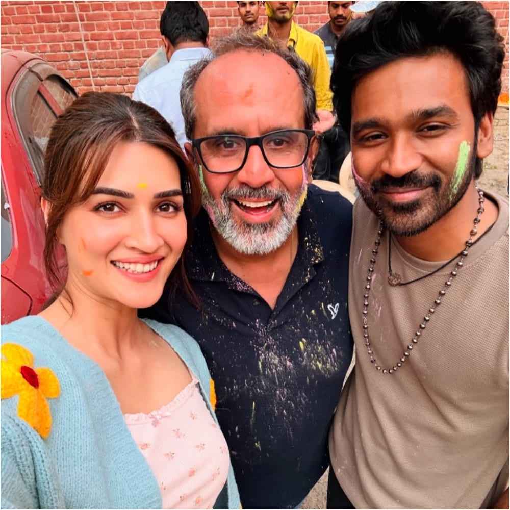 Dhanush turns Tere Ishk Mein sets into Holi celebration with Kriti Sanon and Anand L Rai; see PIC Dhanush turns Tere Ishk Mein sets into Holi celebration with Kriti Sanon and Anand L Rai; see PIC