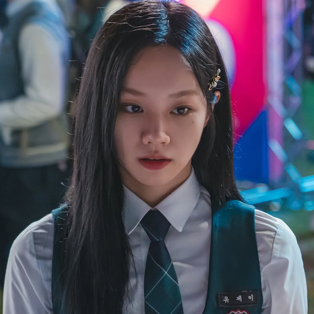 Friendly Rivalry's Hyeri expresses concern over illegal ticket sales of her fan meetings: 'Very upset and sorry...'