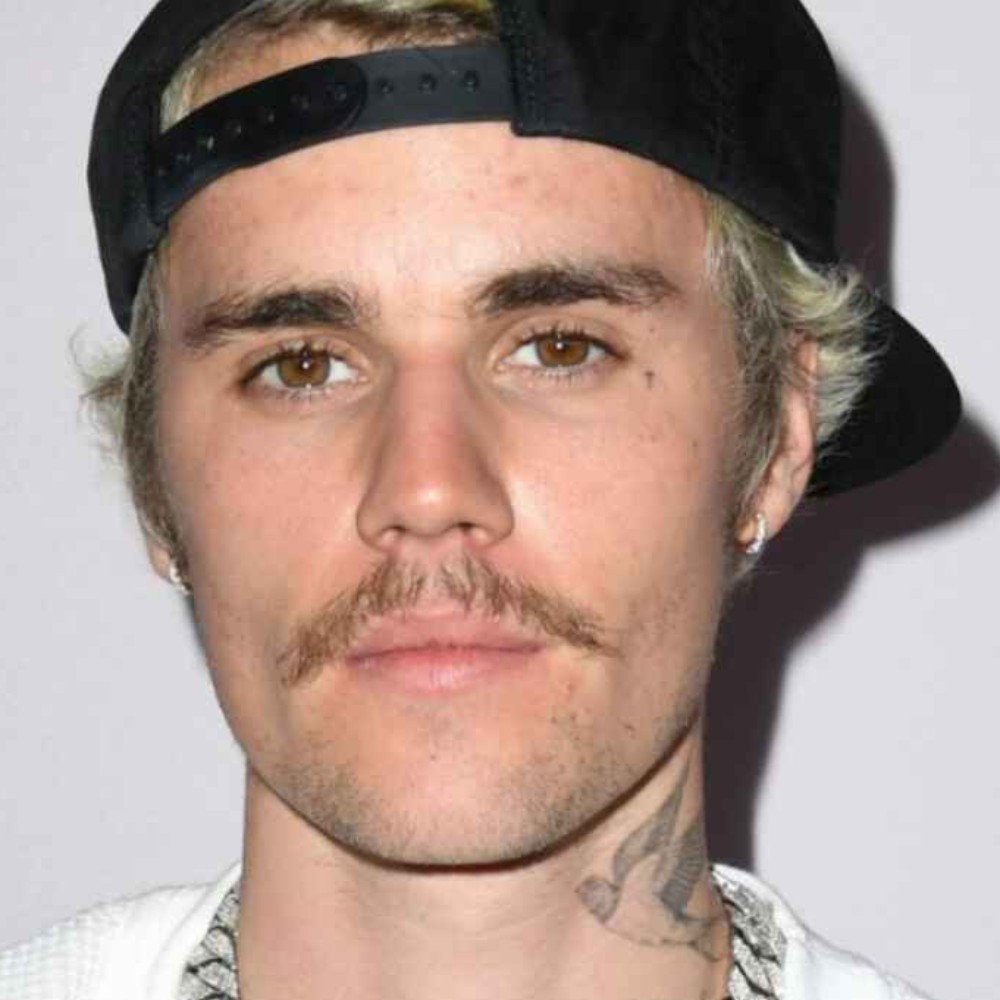 Justin Bieber Captures Paparazzi Tailing His Car Days After Alluding It to Princess Diana’s Tragic Death