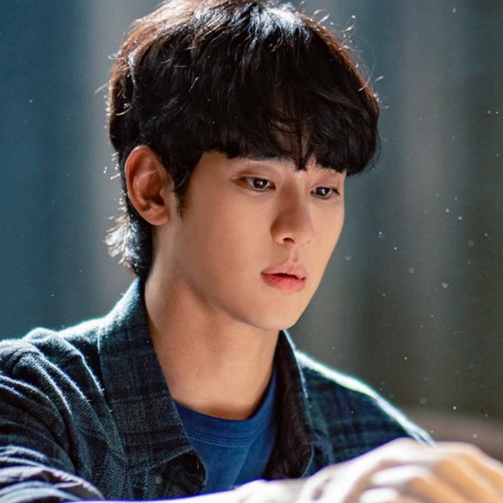 'Boycott Kim Soo Hyun': Demands for Disney to change Knock-Off male lead grow as production remains halted