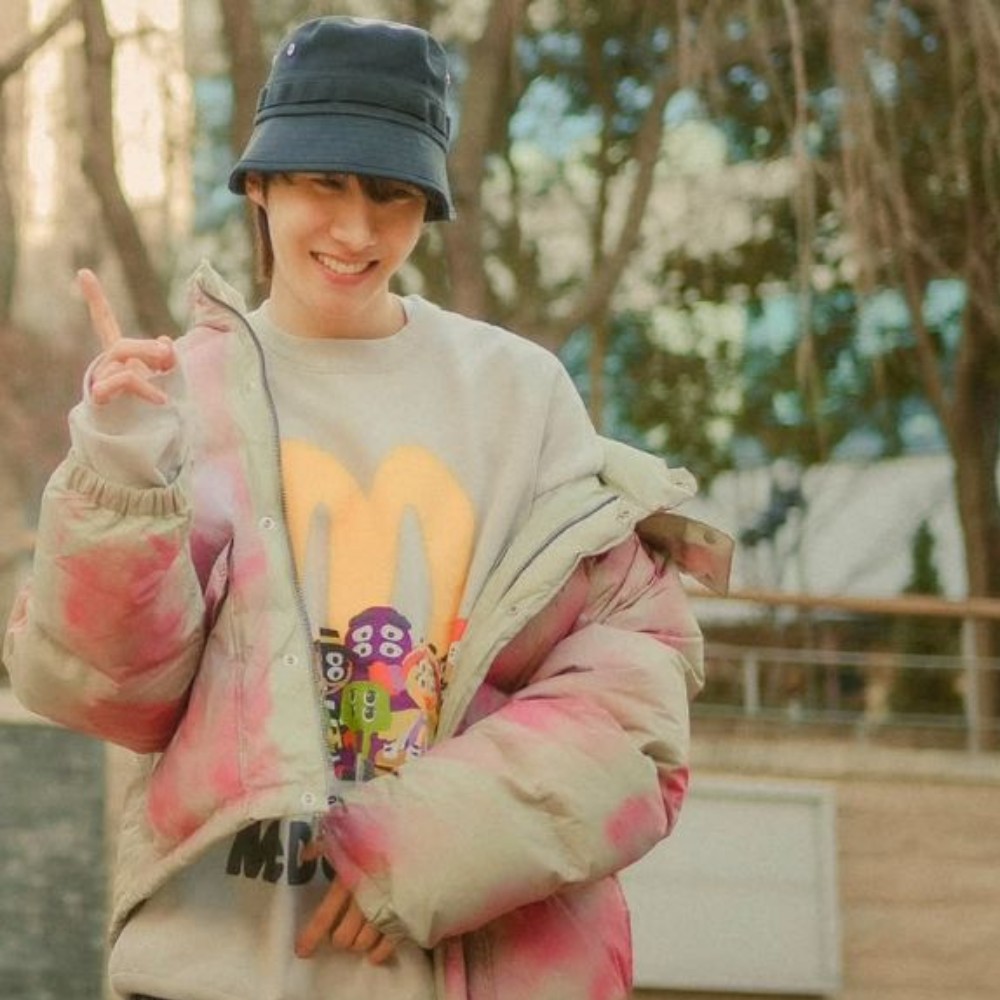 J-Hope X ATEEZ collab soon? ARMY and ATINY hit delulu mode after BTS member follows the only non-HYBE group on TikTok