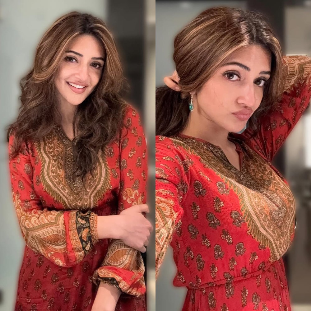 Kissik girl and Aashiqui 3's Sreeleela is ‘hot meets cute’ in floral kurti and highlighted hair look