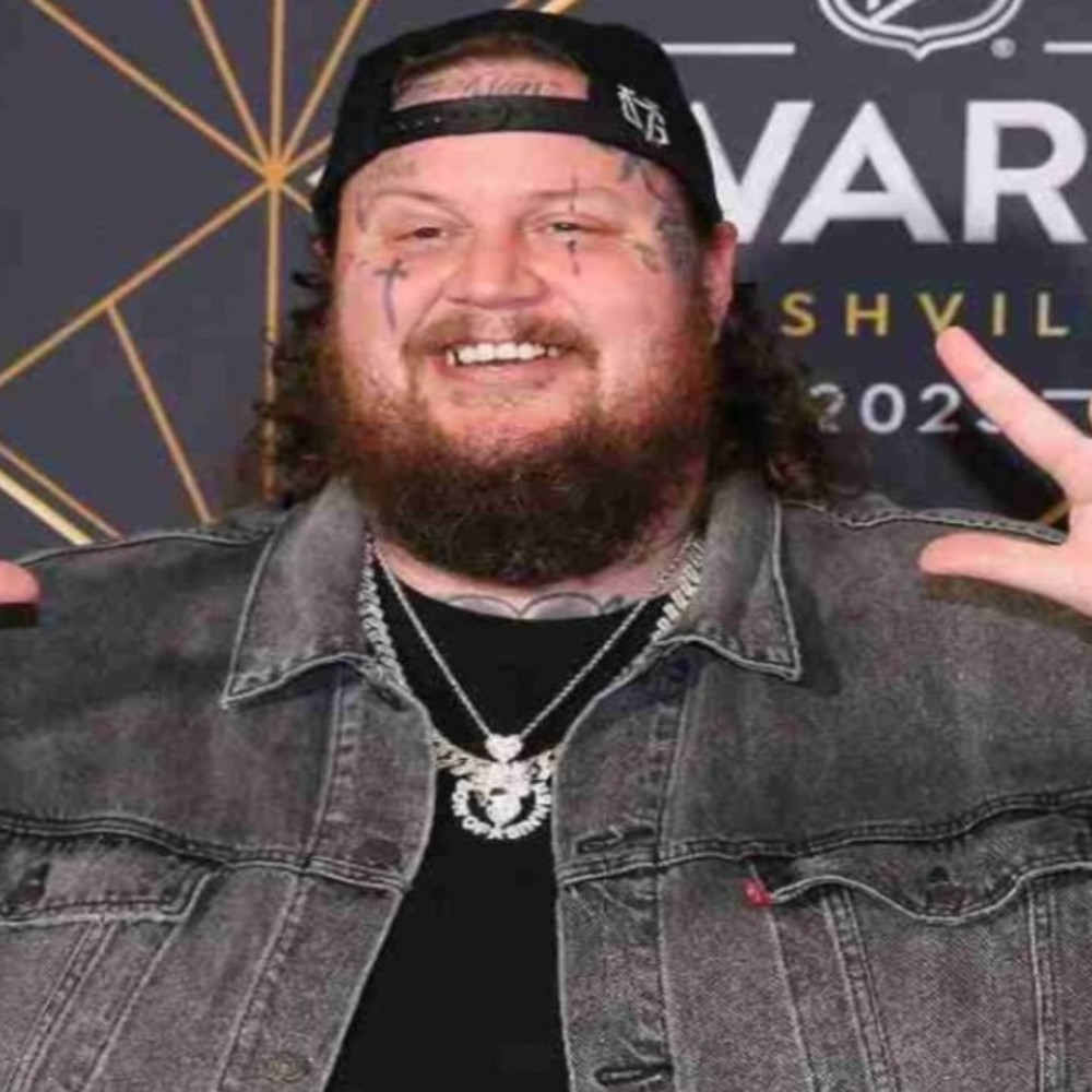 Jelly Roll Reveals He Accidentally Pooped on Stage, Thought 'It Was All Air' Until It Wasn't