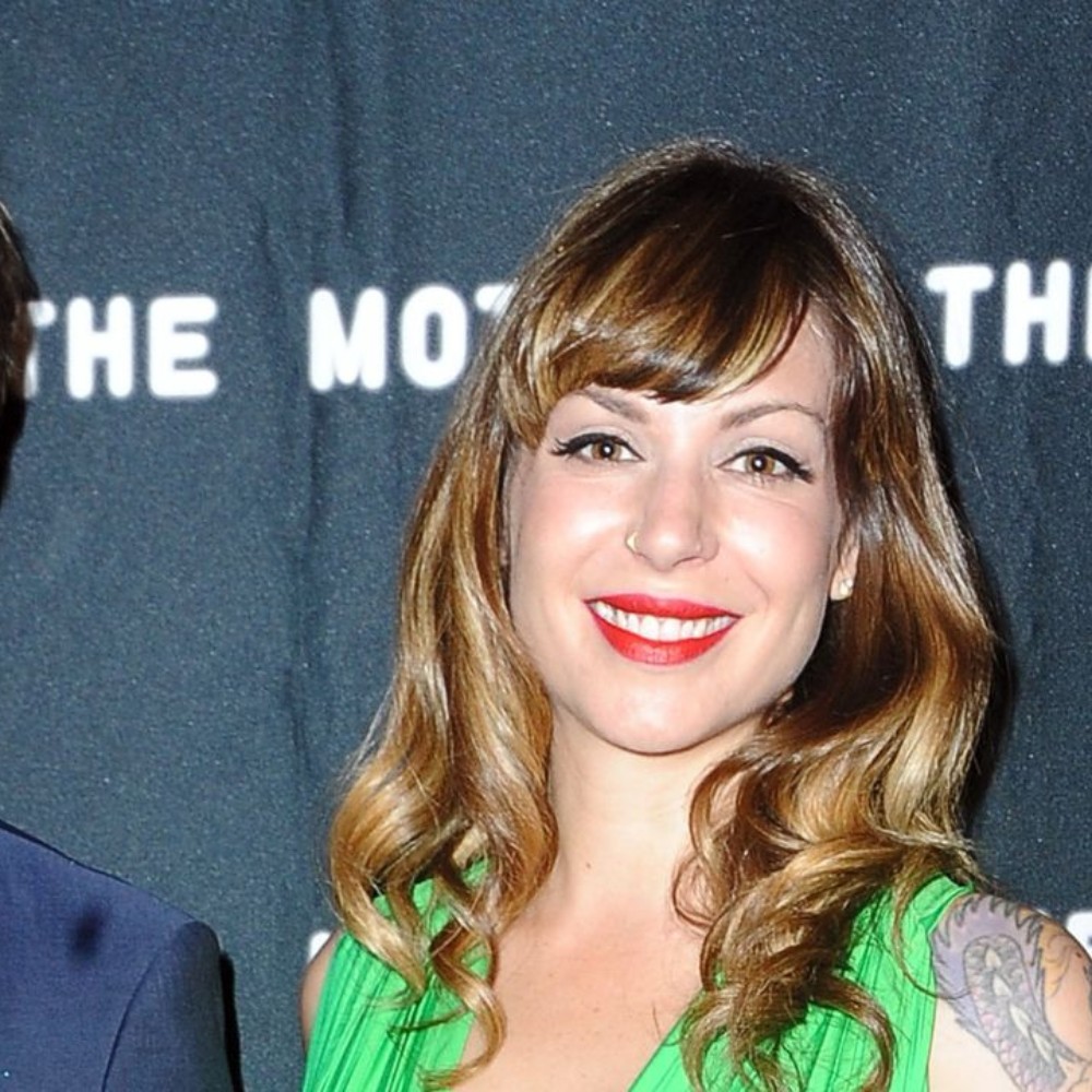 Jillian Lauren, Wife of Weezer Bassist Scott Shriner Aimed Gun at Police Before Attempted Murder Arrest; Report 