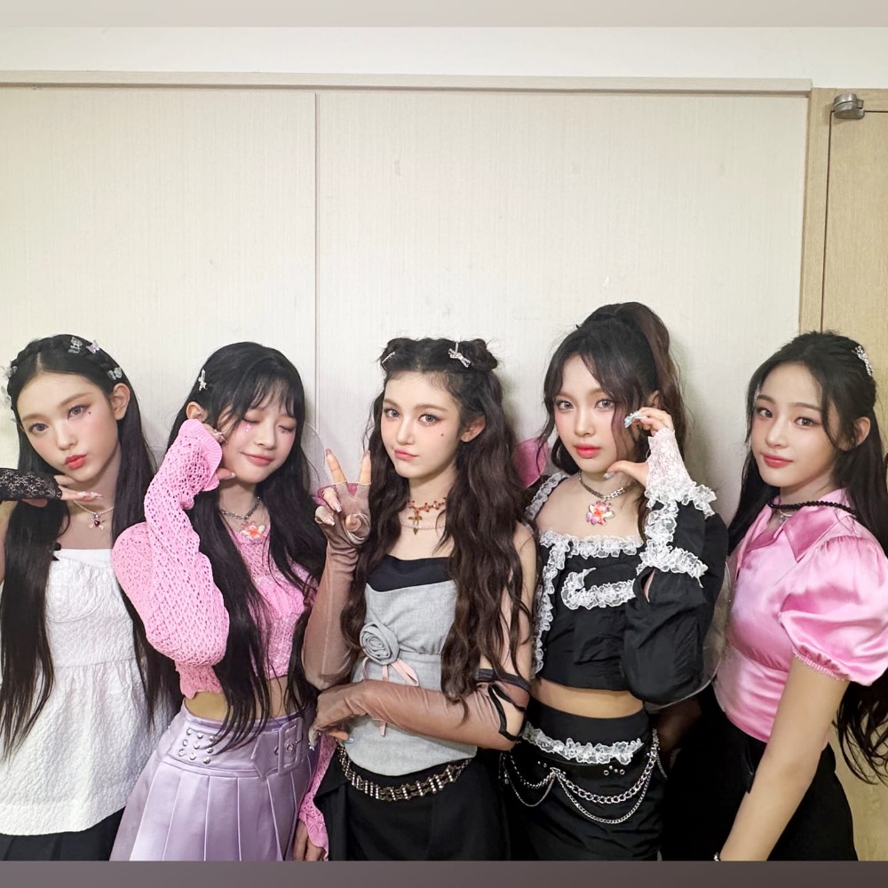 ADOR announces legal action to protect NewJeans from online attacks amid ongoing contract dispute; fans call agency ‘a joke’