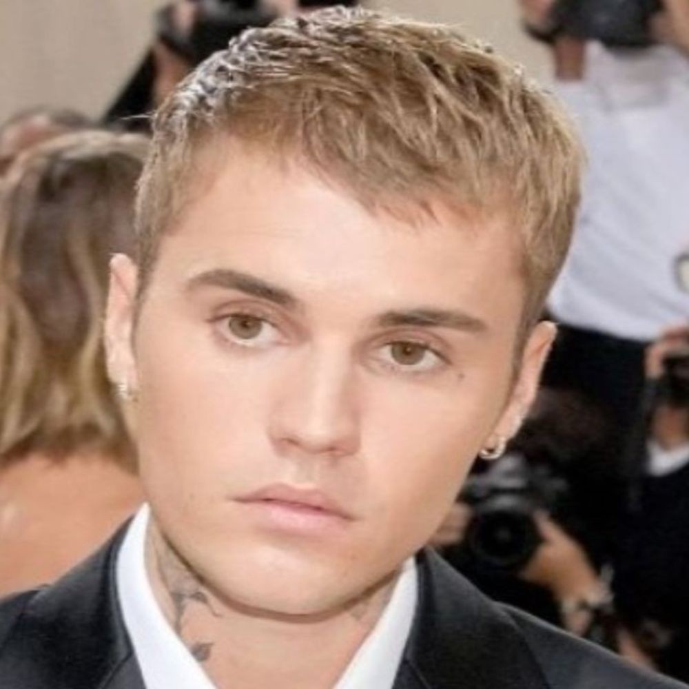 What Does Justin Bieber's Pastor Have to Do With His Shrinking Friend Circle Amid Exit From Personal Brand? Source Reveals