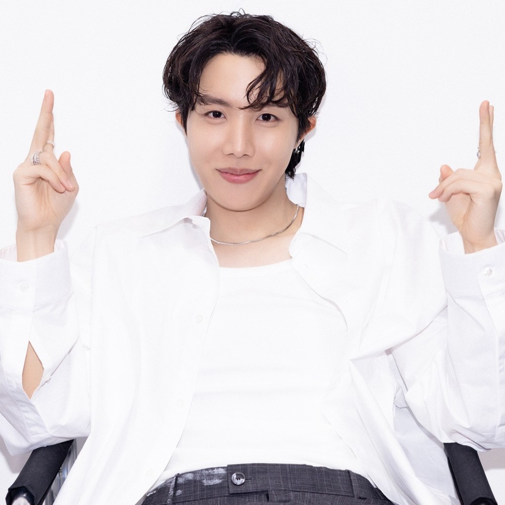 BTS' J-Hope to debut 3rd single after Sweet Dreams and Mona Lisa during Asian leg of HOPE ON THE STAGE tour? Find out