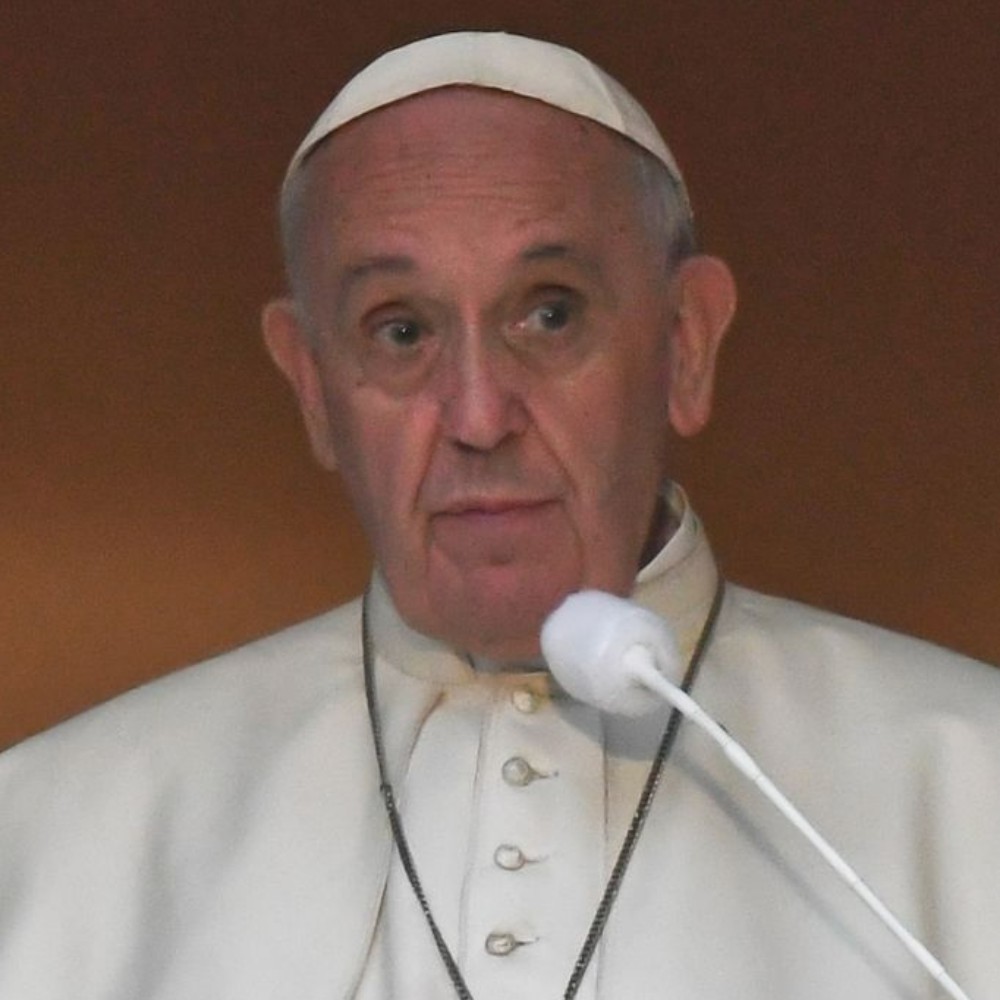 From Sarah Ferguson to Eva Longoria: Celebrities Mourn Pope Francis' Demise