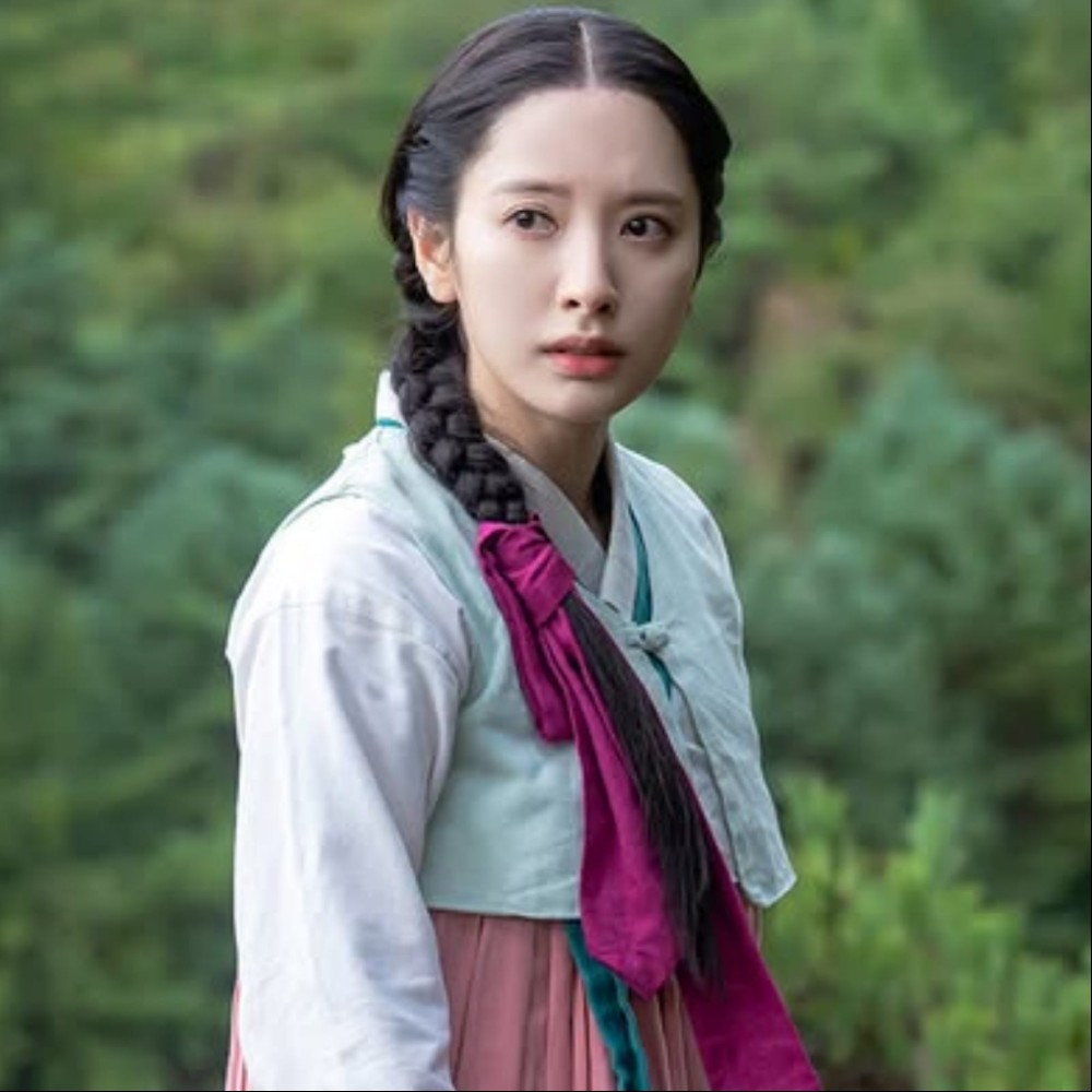 The Haunted Palace Episodes 1-2 Recap: Evil spirit possesses Yook Sungjae's body, Bona confronts dark forces