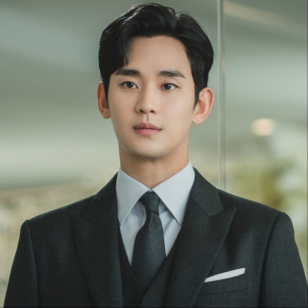 Kim Soo Hyun requests deadline extension in 12 billion KRW lawsuit against Kim Sae Ron's family; report