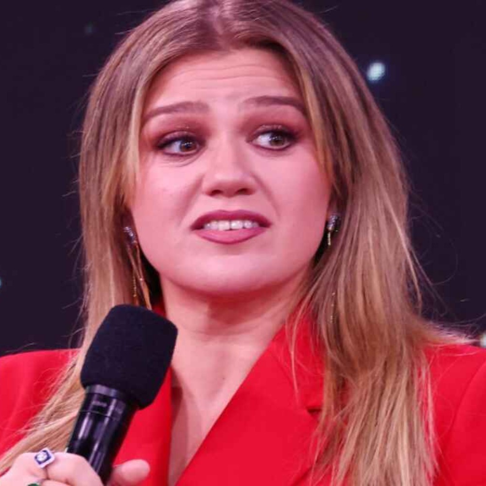 Kelly Clarkson Reportedly Wants to Leave Her 'Grueling' Show; Sources Claim NBC Execs Might Not Let Her Go Easily