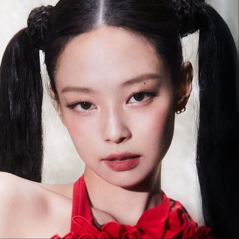 Did Jennie ‘ignore’ Lisa’s rumored boyfriend? Coachella clip of BLACKPINK member overlooking Frédéric Arnault leaves fans talking