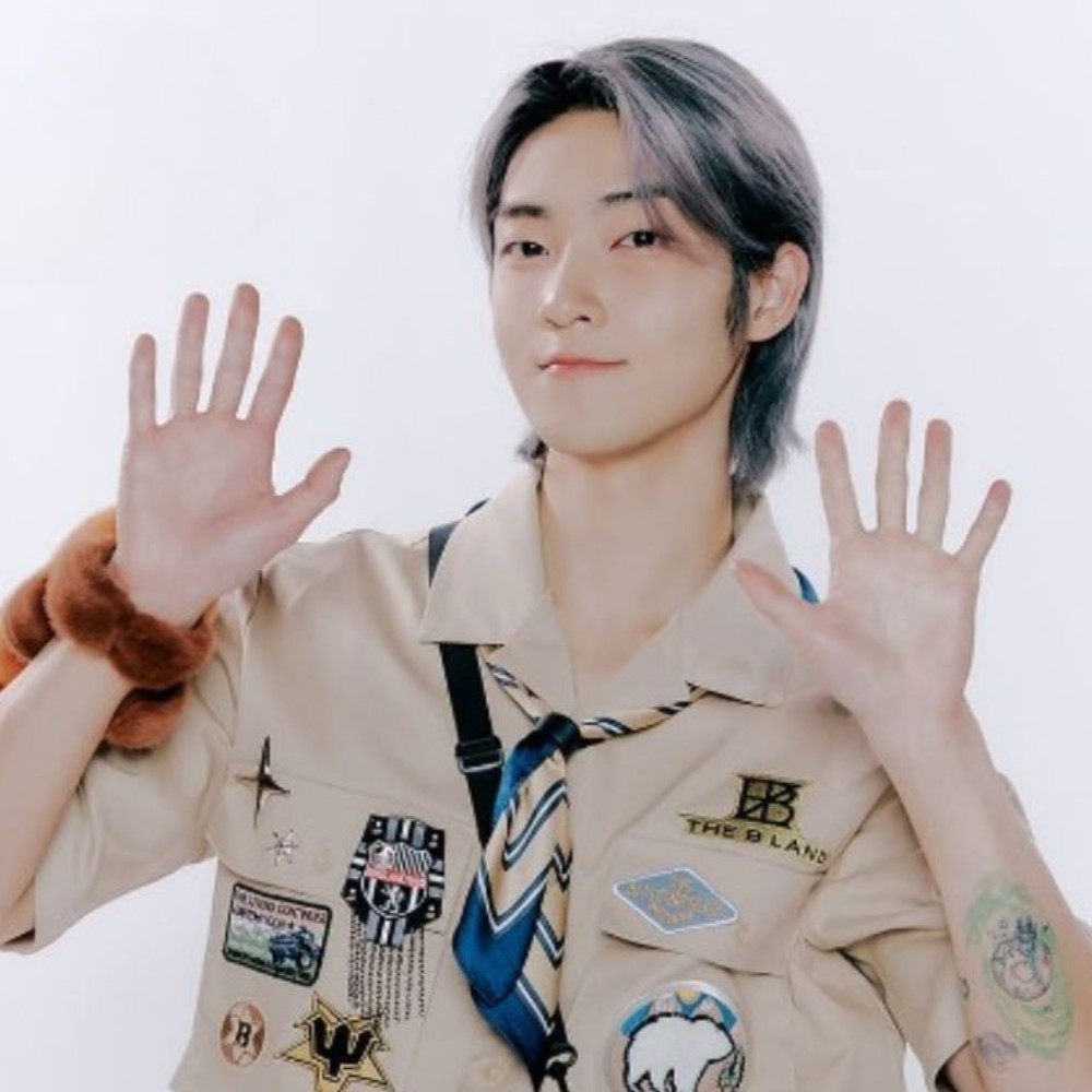THE BOYZ's Kevin under fire following Sunwoo; apologizes for supporting rival team during baseball game