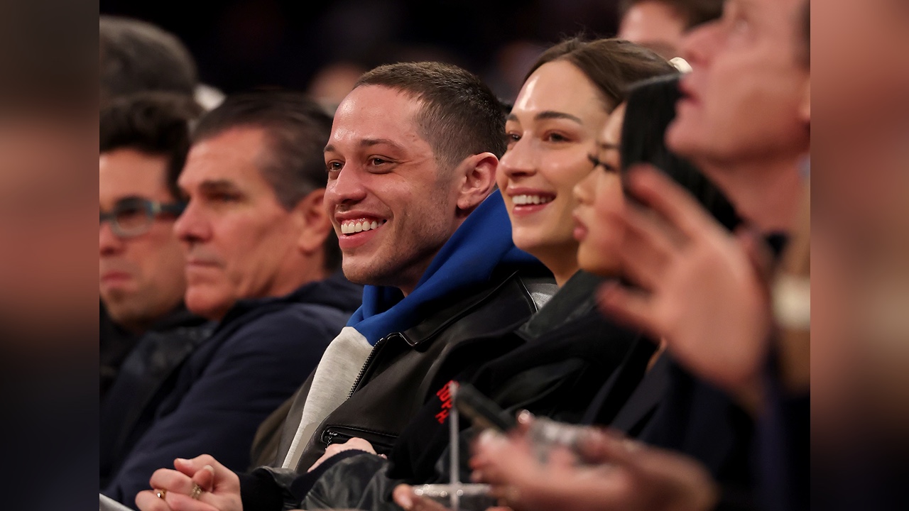 Pete Davidson and Elsie Hewitt (via Getty Images)