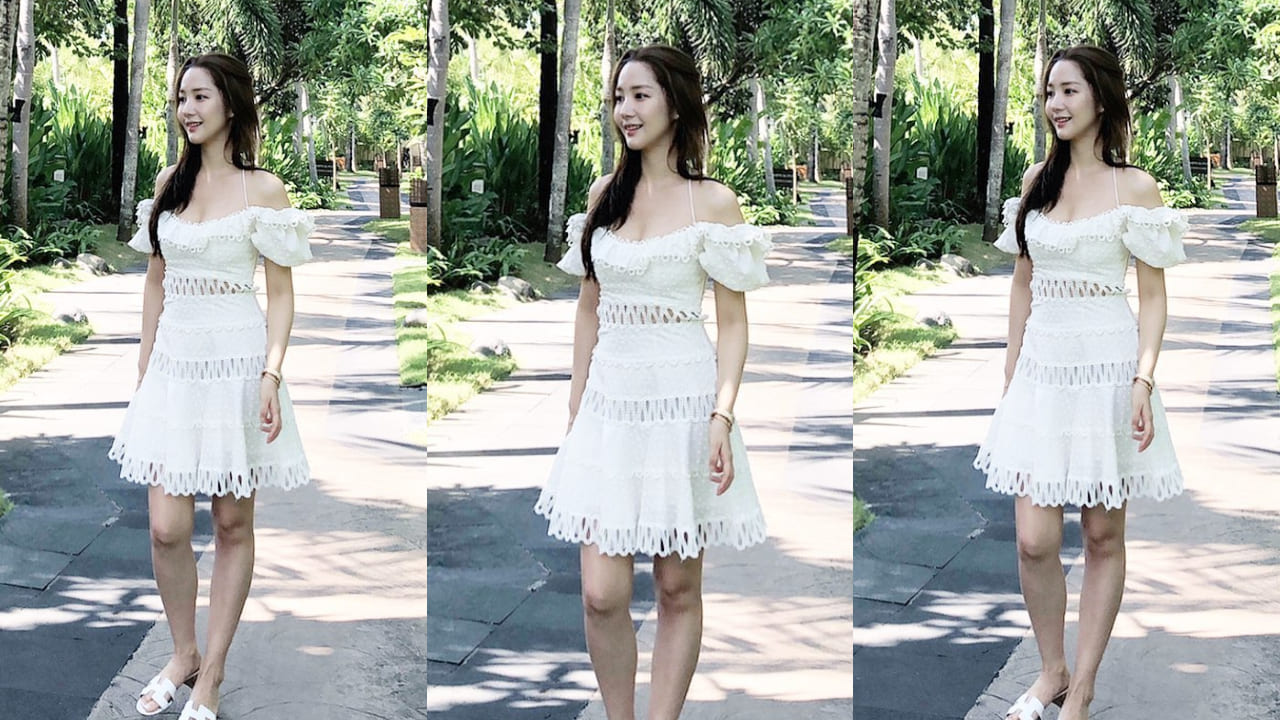  Korean actress Park Min Young's 3 dresses for sunny day outing that has us confessing 'Saranghaeyo'