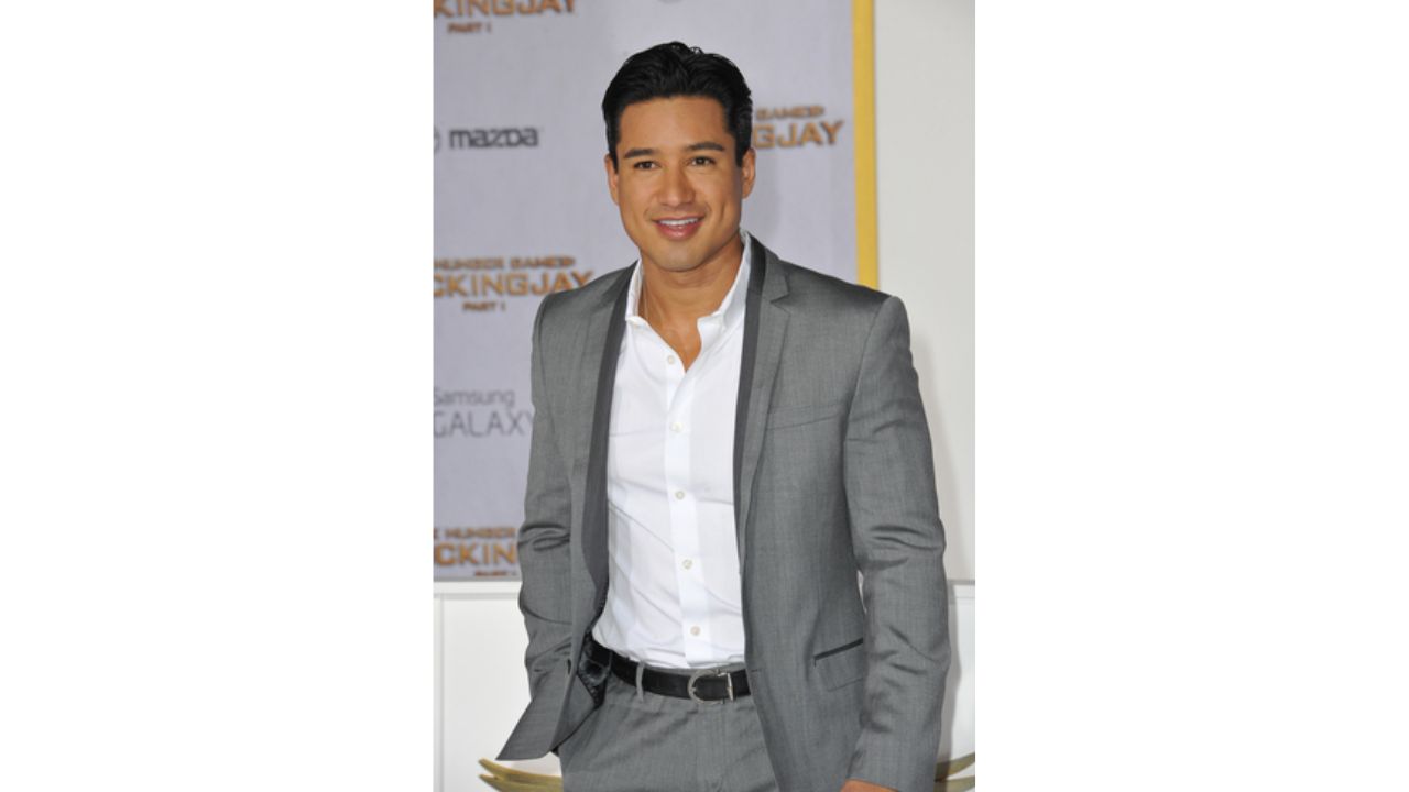 Mario Lopez's Facelift