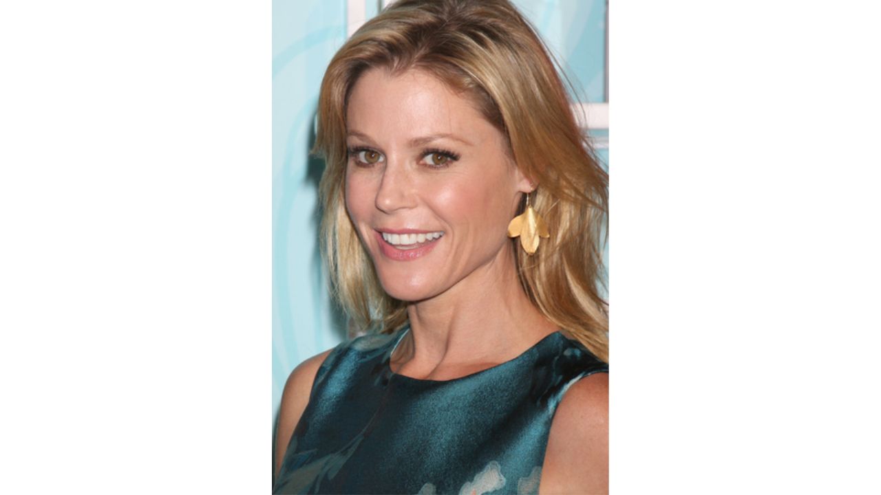 Julie Bowen Before And After Plastic Surgery Images Through the Years