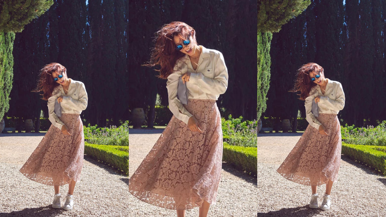 Want to try ‘No Jeans’ rule this summer? Here are 5 Park Shin Hye-inspired outfits to level up your seasonal style game