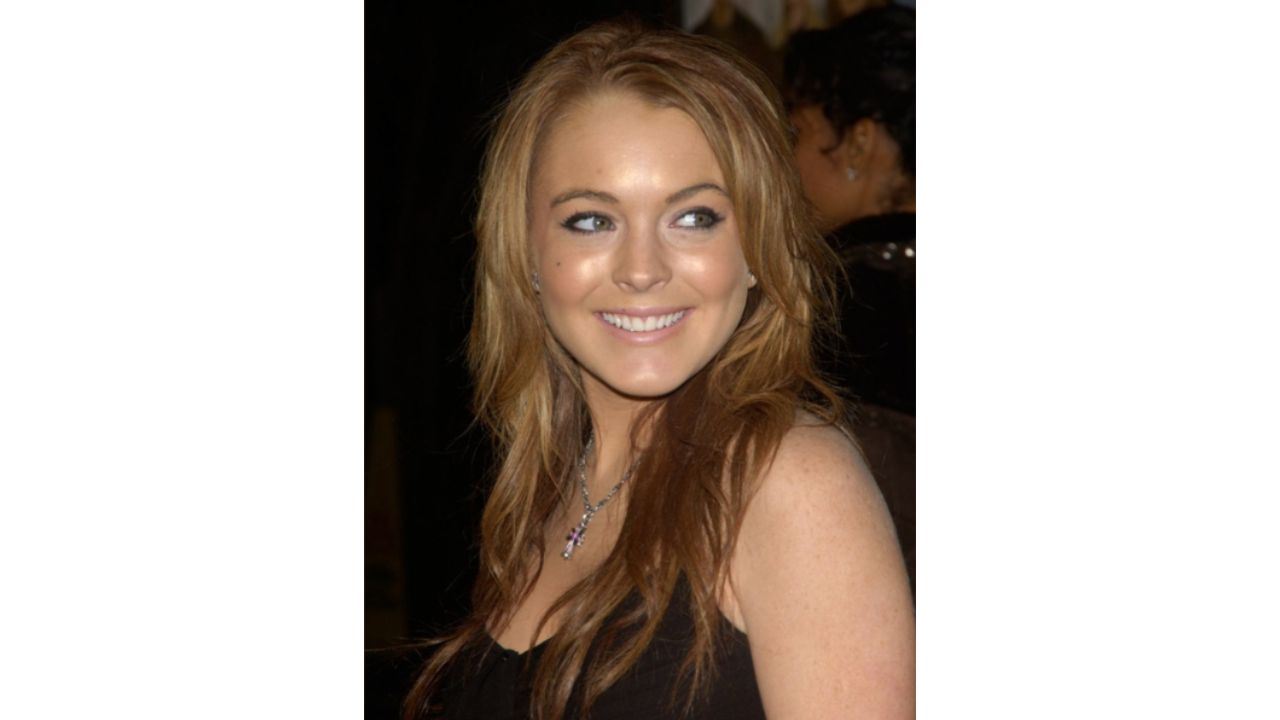 Lindsay Lohan  PlasTIC SURGERY
