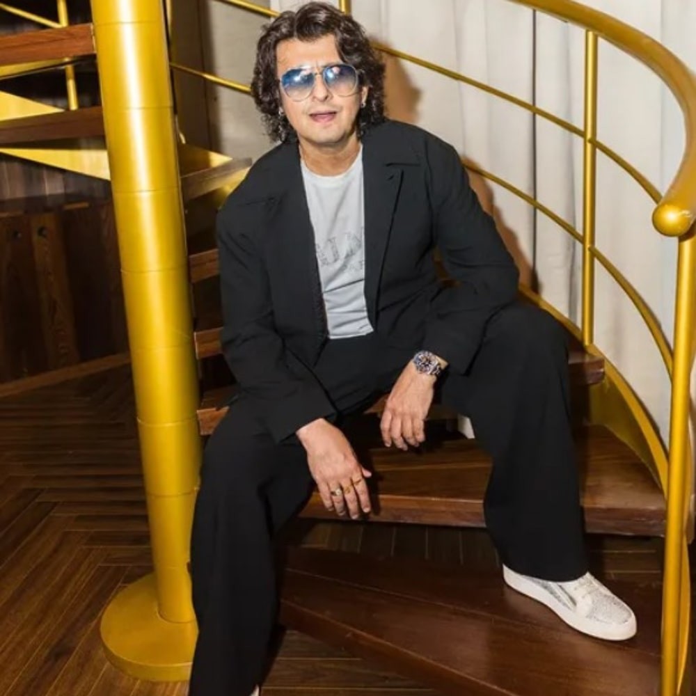 Sonu Nigam falls victim to online fraud after Tillotama Shome; says people ‘posting controversial things under my name’ on X