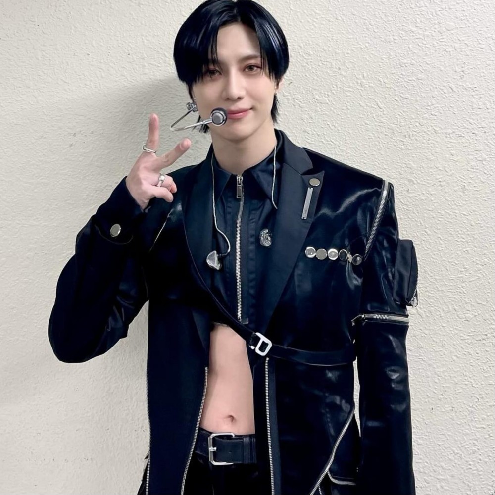 Are SHINee’s Taemin and dancer No:ze dating? Alleged backhug photos from their date go viral