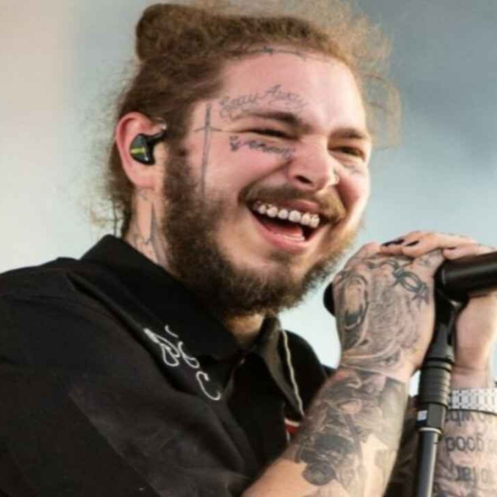 Post Malone's Ex-Fiancée Served Custody Legal Papers to Singer in 'Very Brutal Way': Report