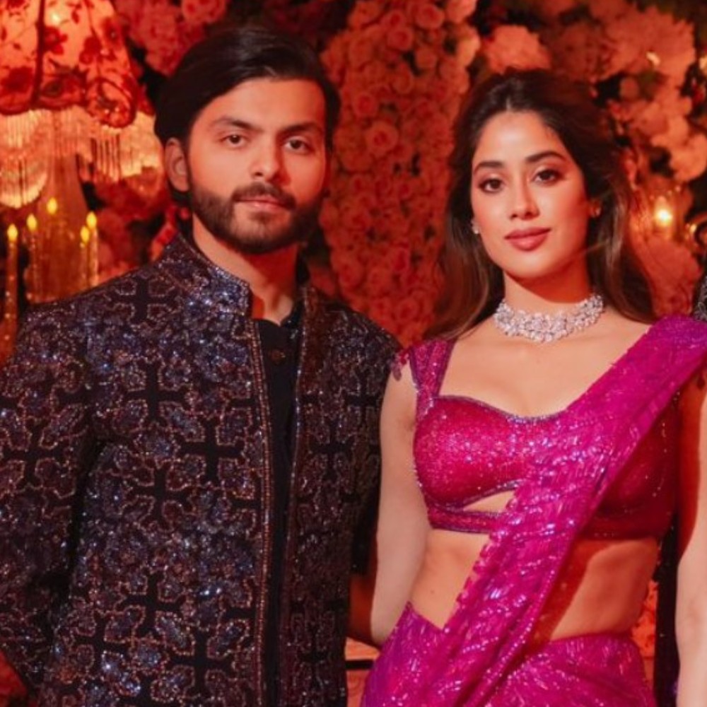 Janhvi Kapoor and BF Shikhar Pahariya give shoutout to Khushi Kapoor, Junaid Khan’s Loveyapa as it drops on OTT Janhvi Kapoor and BF Shikhar Pahariya give shoutout to Khushi Kapoor, Junaid Khan’s Loveyapa as it drops on OTT