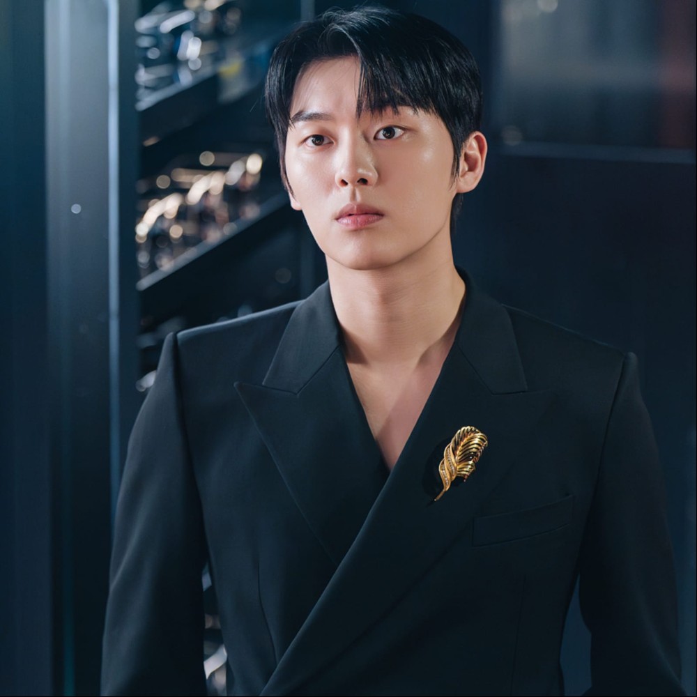 Choi Hyun Wook joins Kim Seon Ho and Suzy in historical vampire drama Delusion post My Dearest Nemesis: Report
