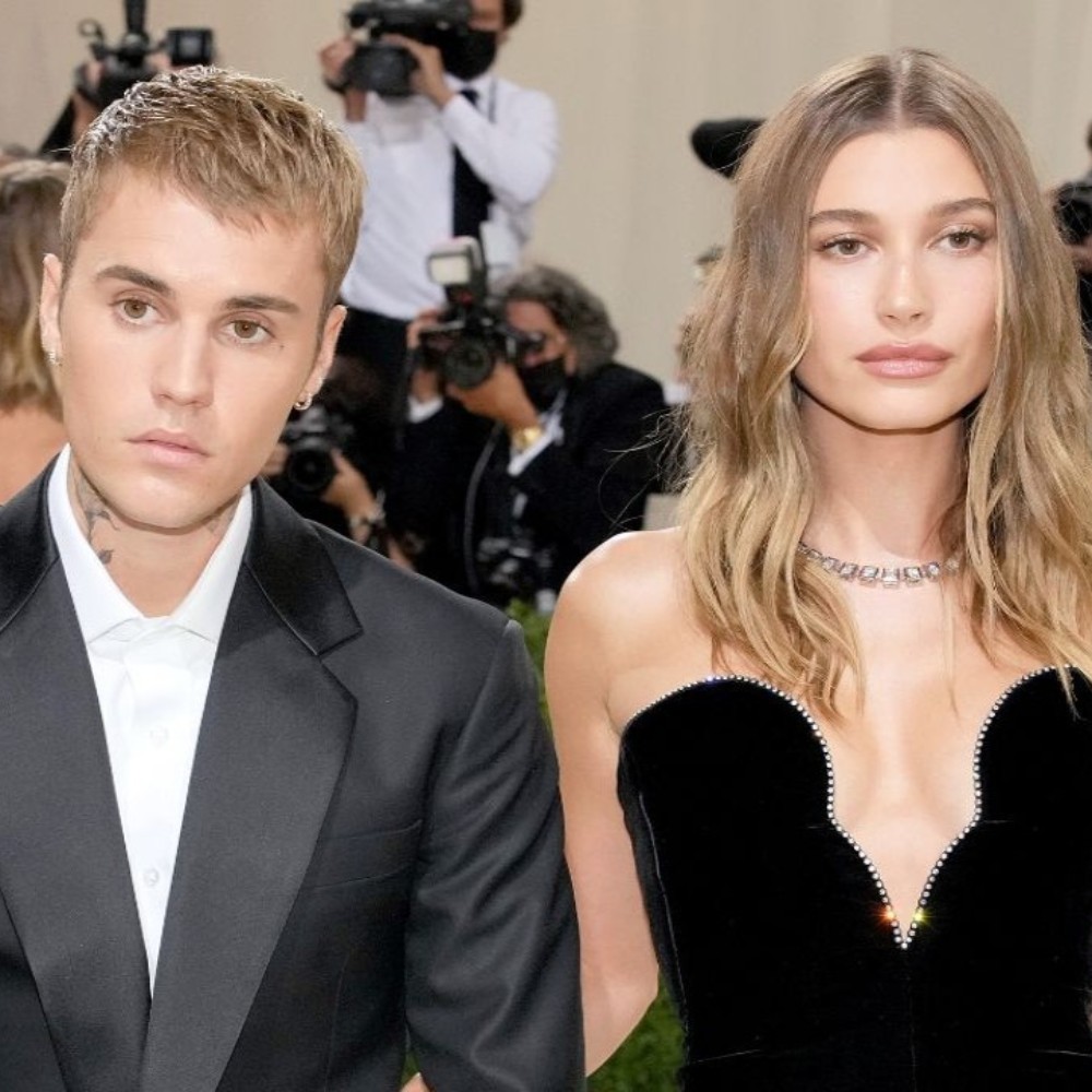 Hailey Bieber is Alarmed Over Justin Bieber’s Erratic Behavior; Asks Everyone Around to 'Bathe Him in Prayer' 