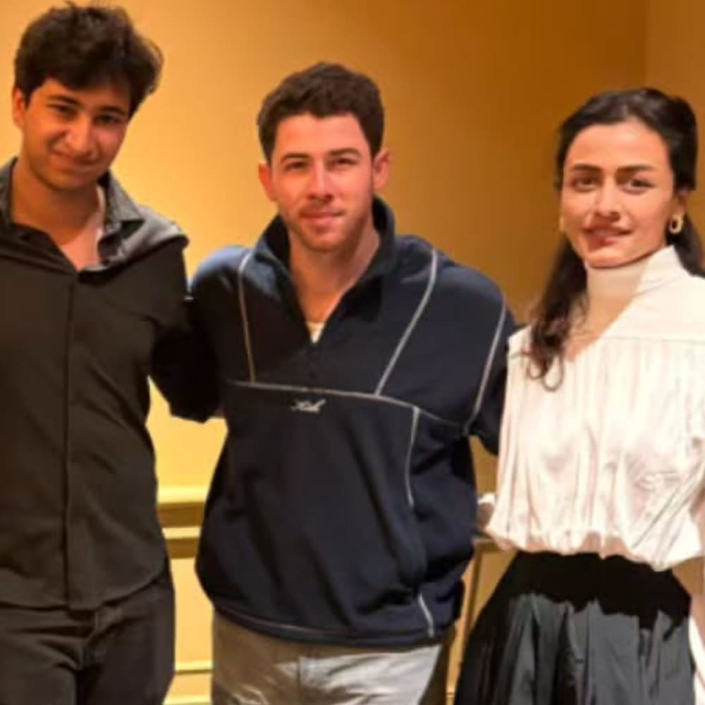 Photo of the day: Namrata Shirodkar with kids Gautam and Sitara meets Nick Jonas after ‘spectacular show’; thanks Priyanka Chopra