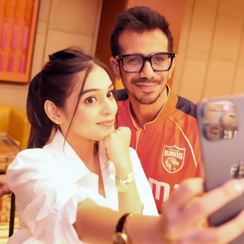Yuzvendra Chahal's rumored ladylove RJ Mahvash lauds cricketer for his 'Asambhav' feat in IPL 2025