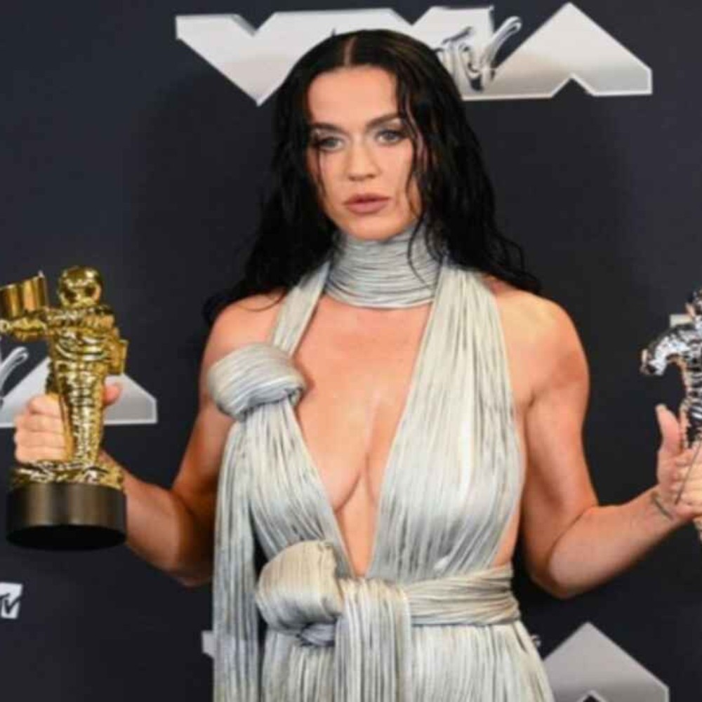Katy Perry Sends Out One Last Message Before Flying Off to Space Aboard Blue Origin Mission; Check What It Is