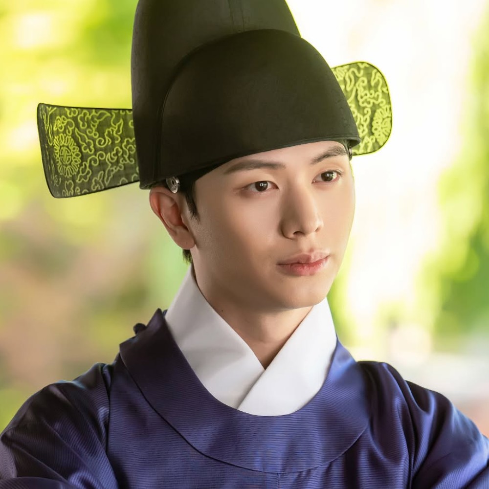K-dramas on OTT this week, April 14 to 20: Yook Sung Jae's The Haunted Palace to Son Suk Ku’s Heavenly Ever After