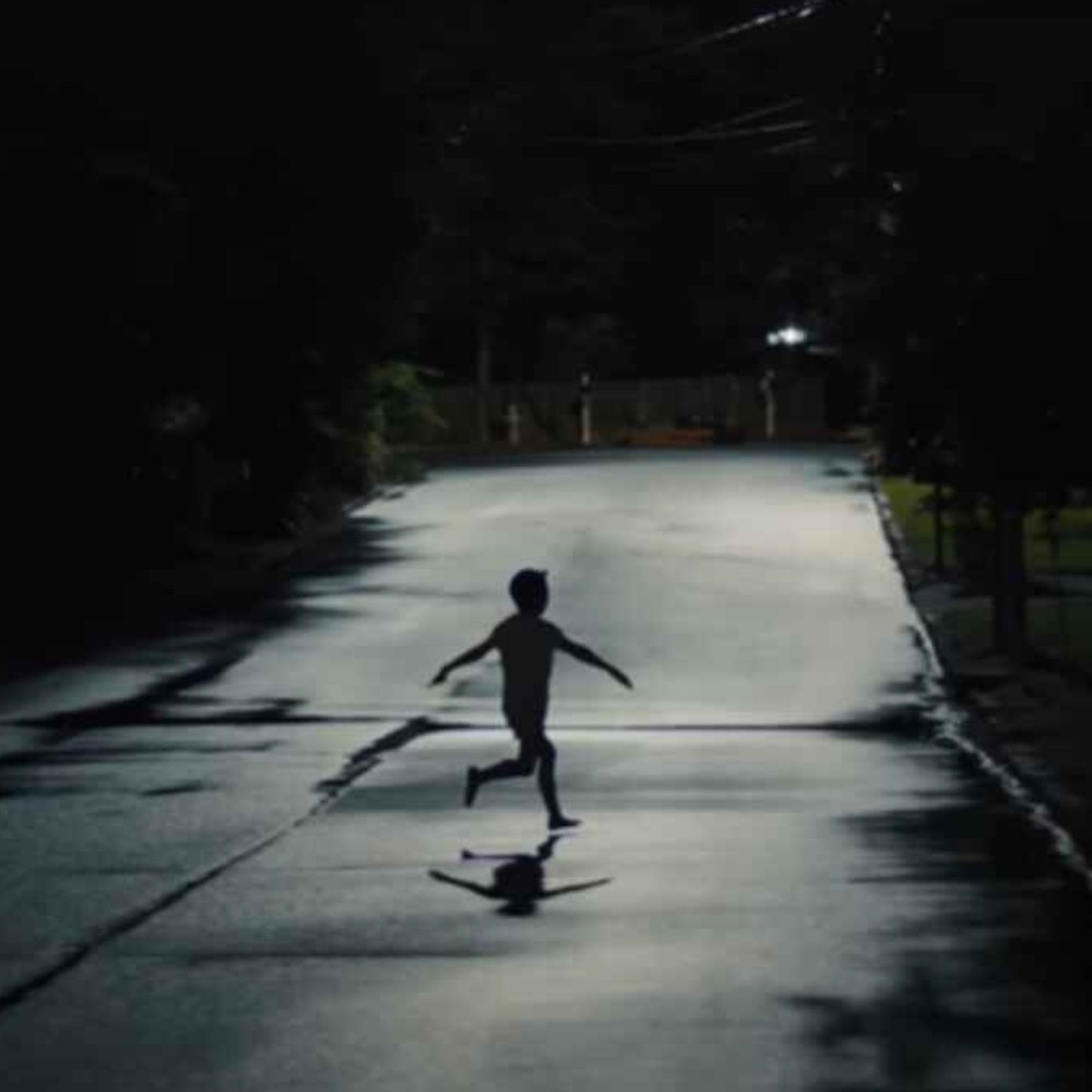 Weapons Teaser: Children Vanish in Midst of Night in Zach Cregger’s Upcoming Horror Film; WATCH