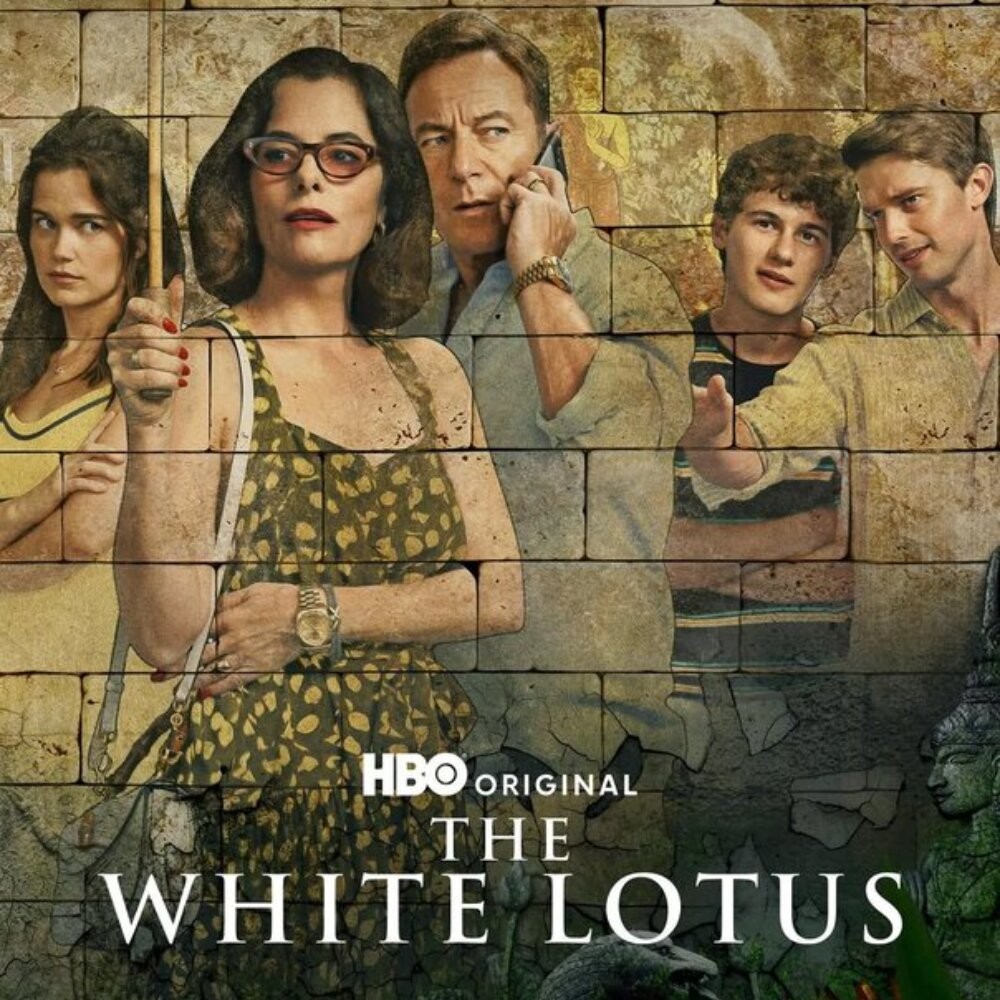 White Lotus Season 3: Sarah Catherine Hook Reveals There Were No 'Chemistry Reads' Instead They Bonded Over 'Chaotic Group Chat'